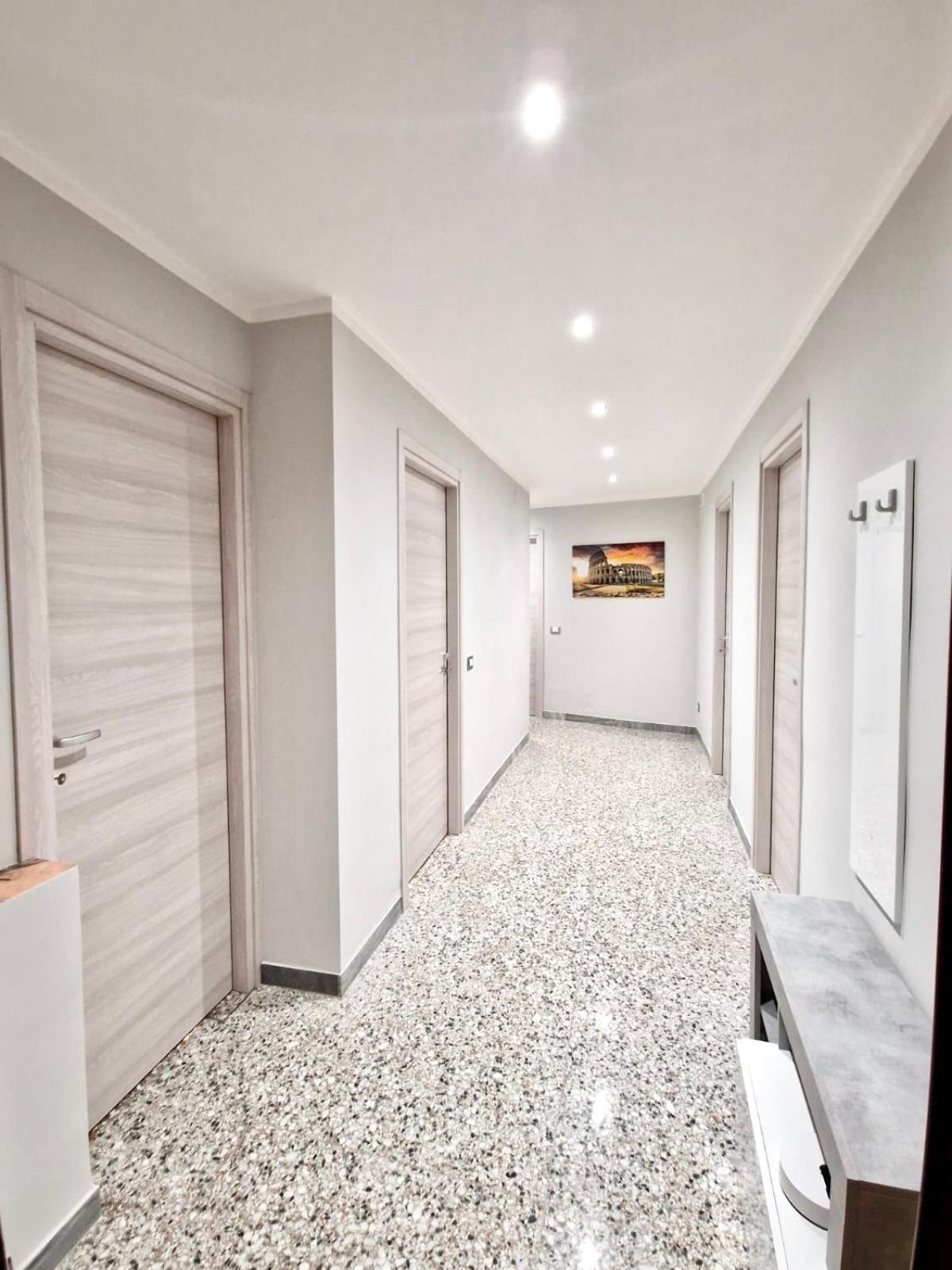 Domus Alessio Apartment *
